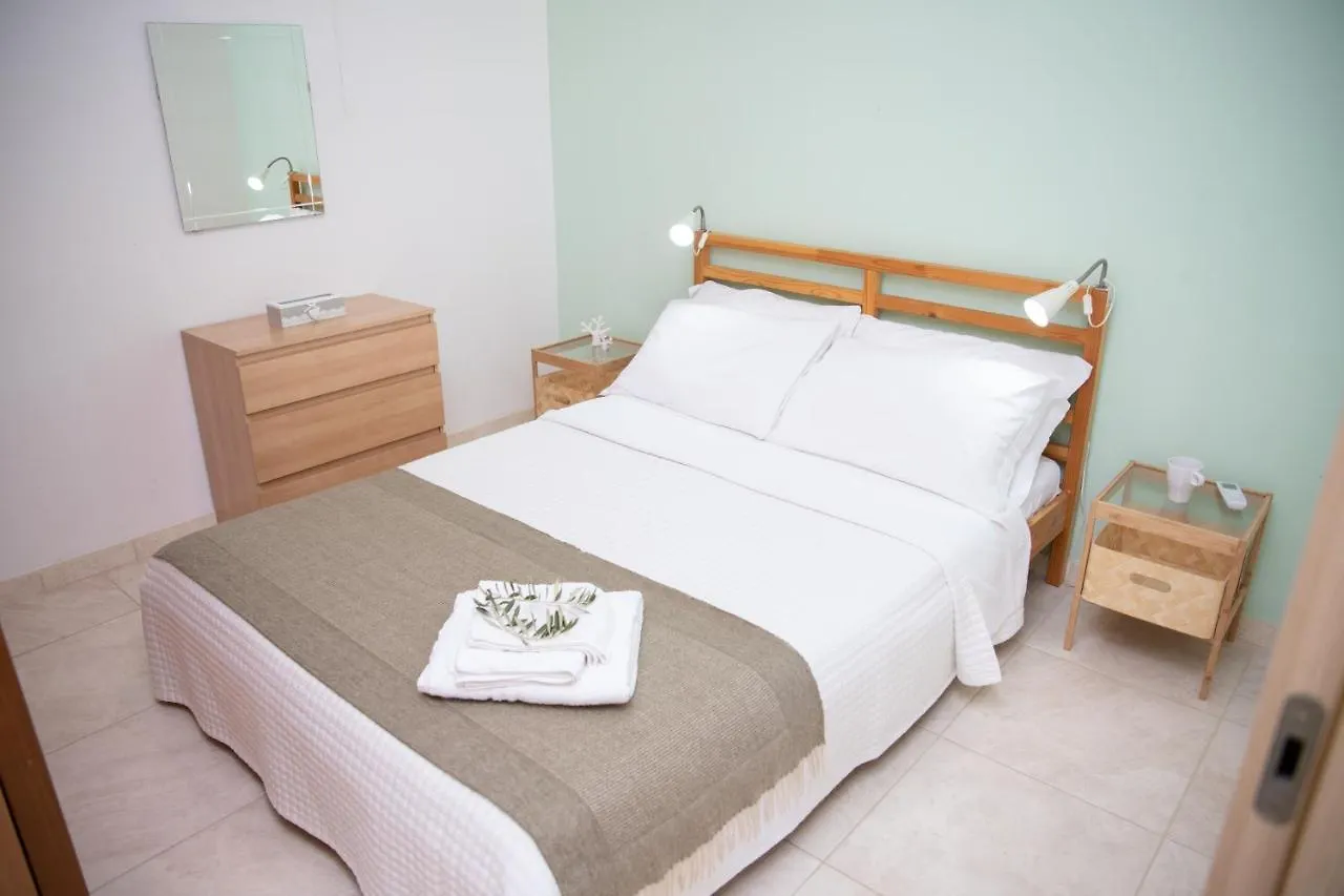Mary Holiday House Marina di Ragusa 0*,